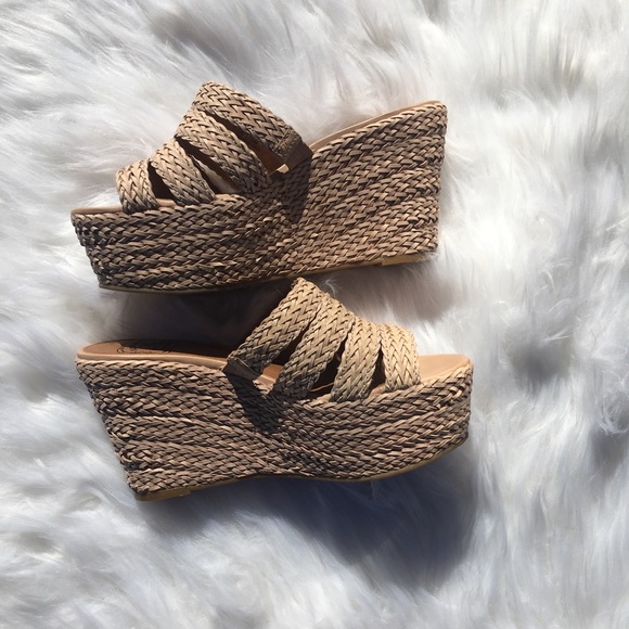 Lucky brand Havana slip on wedges - Picture 2 of 6